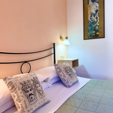 Taormina's Sun Alojamento de Acomodação e Pequeno-almoço