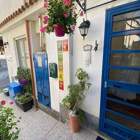 Taormina's Sun Alojamento de Acomodação e Pequeno-almoço 3*